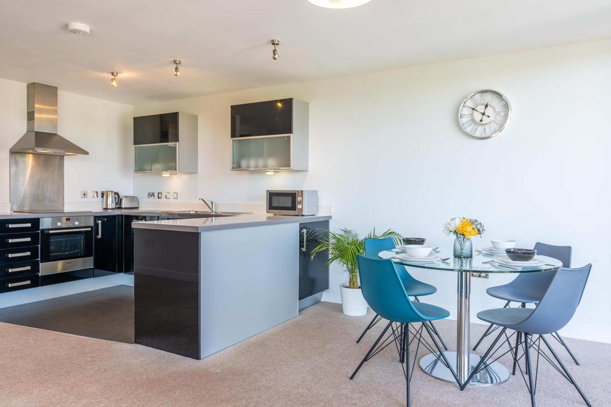 Cotels At Vizion Serviced Apartments, Superfast Broadband, Central Location, Free Parking, Fully Equipped Kitchen Milton Keynes Exterior foto
