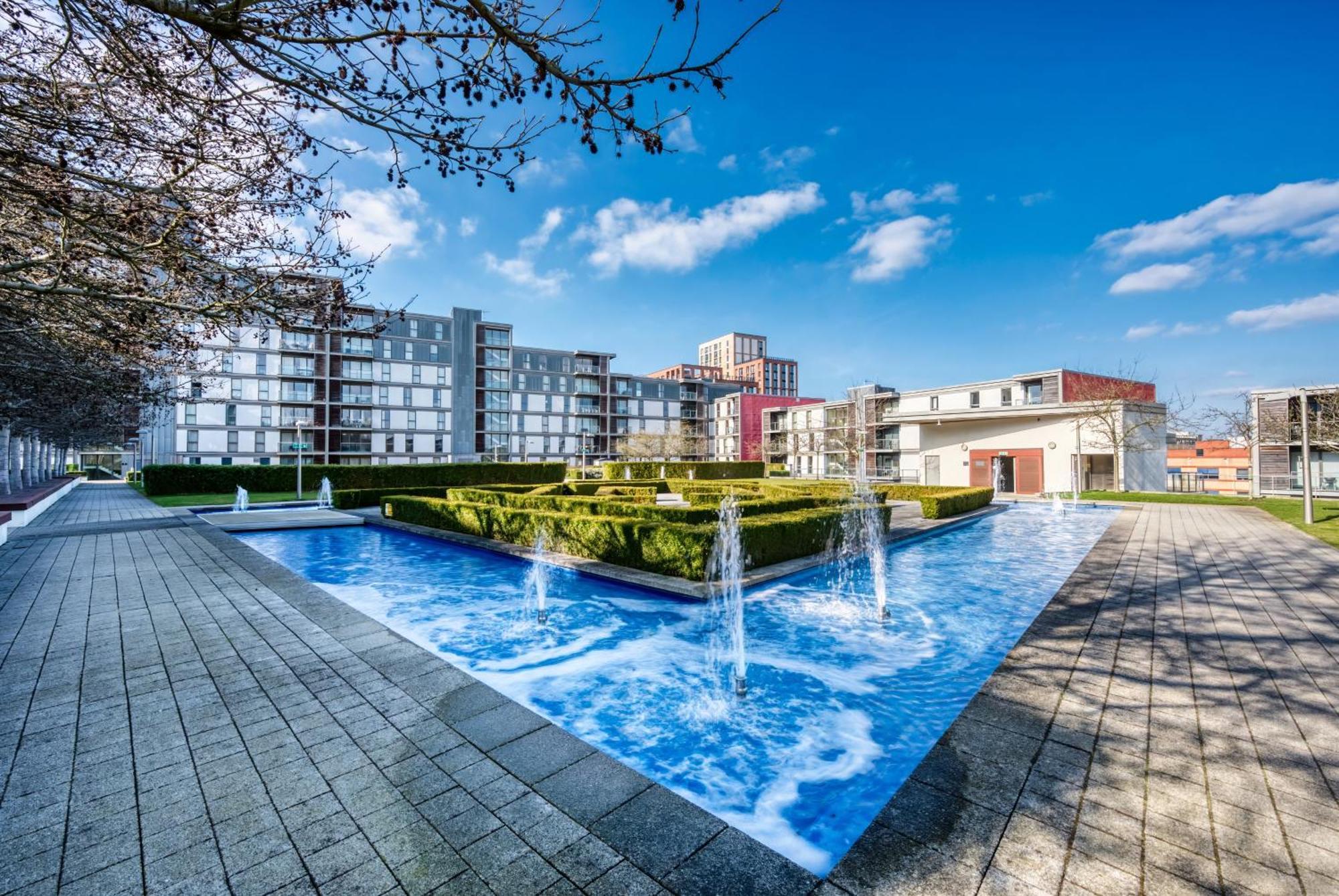 Cotels At Vizion Serviced Apartments, Superfast Broadband, Central Location, Free Parking, Fully Equipped Kitchen Milton Keynes Exterior foto