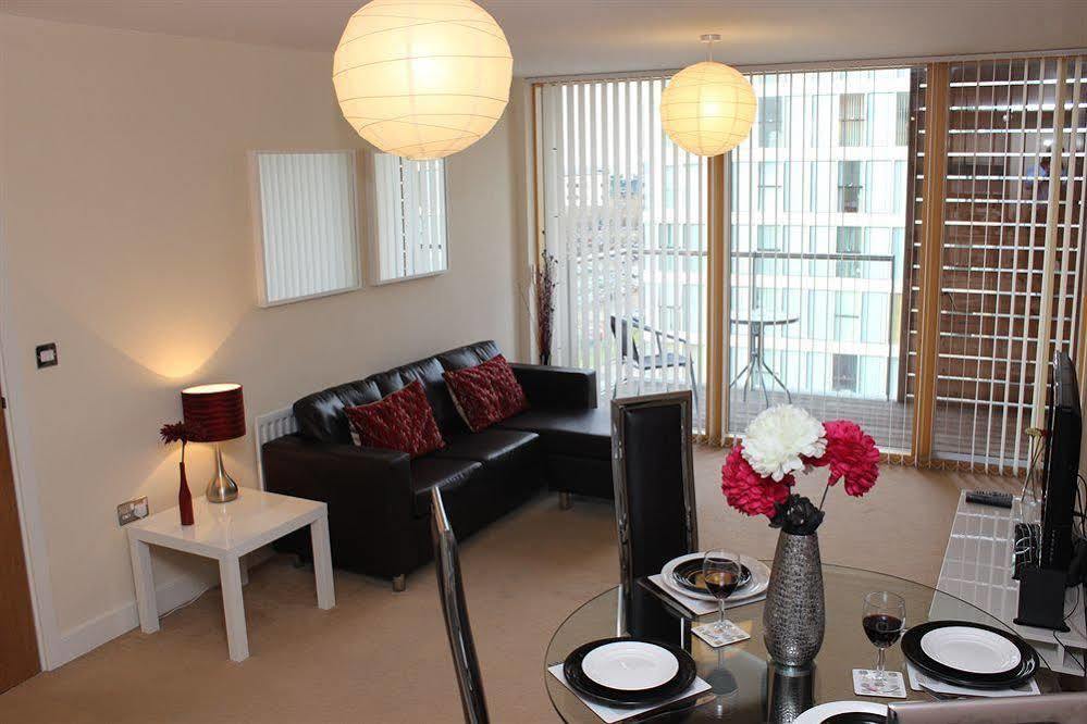 Cotels At Vizion Serviced Apartments, Superfast Broadband, Central Location, Free Parking, Fully Equipped Kitchen Milton Keynes Exterior foto